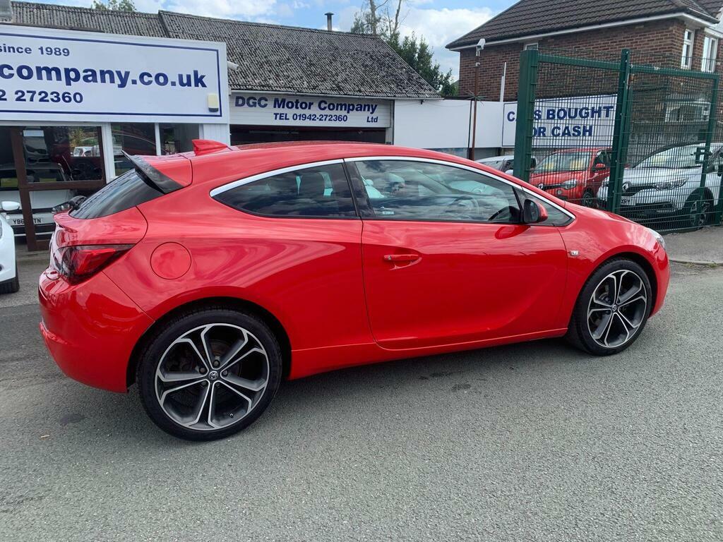 Vauxhall Astra GTC 1.4I Turbo Limited Edition Euro 6 S S Red #4