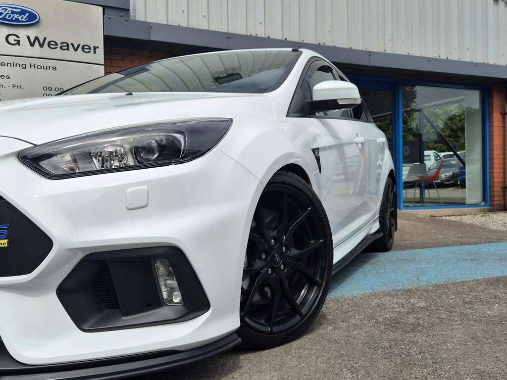 Ford Focus Rs ST66KUU White #4