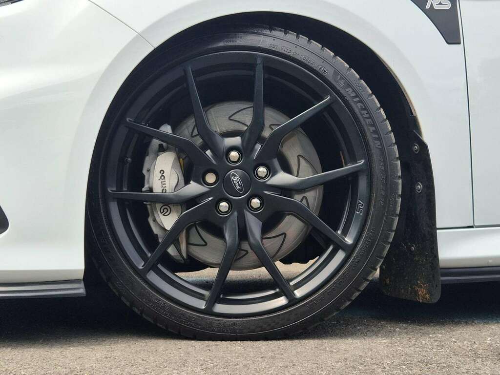 Ford Focus Rs ST66KUU White #5