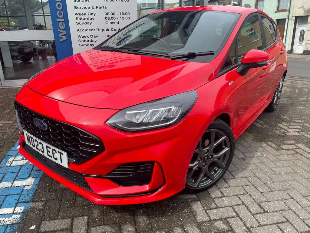 Ford Fiesta St-line Edition Red