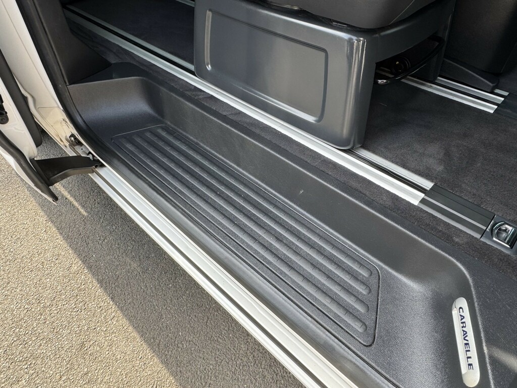 Volkswagen Caravelle Bitdi Bluemotion Tech Executive Silver #18