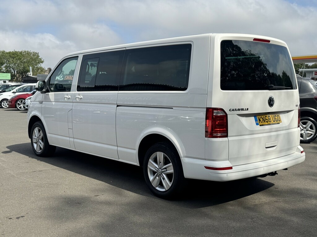 Volkswagen Caravelle 2.0 Tdi Bluemotion Tech Se White #3
