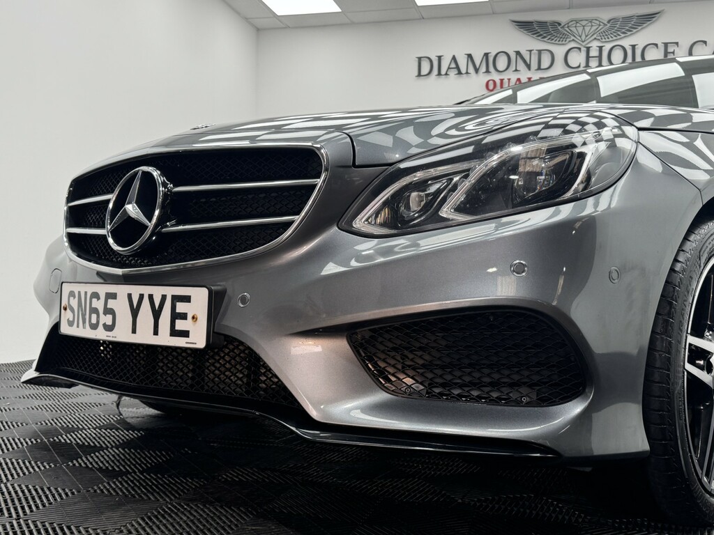 Mercedes-Benz E Class Coupe E220 Black #33