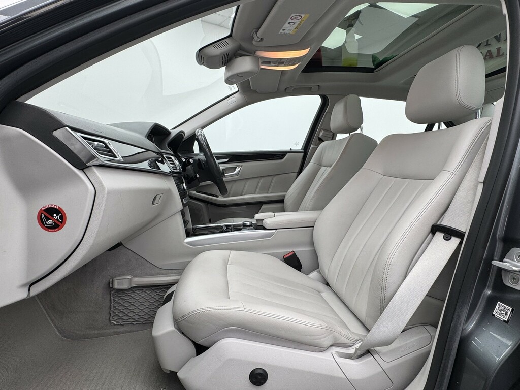 Mercedes-Benz E Class Coupe E220 Black #8