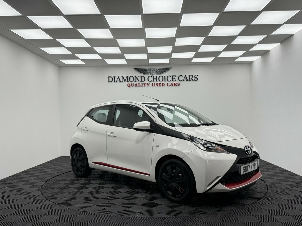 Toyota Aygo 1.0 Vvt-i X-play White