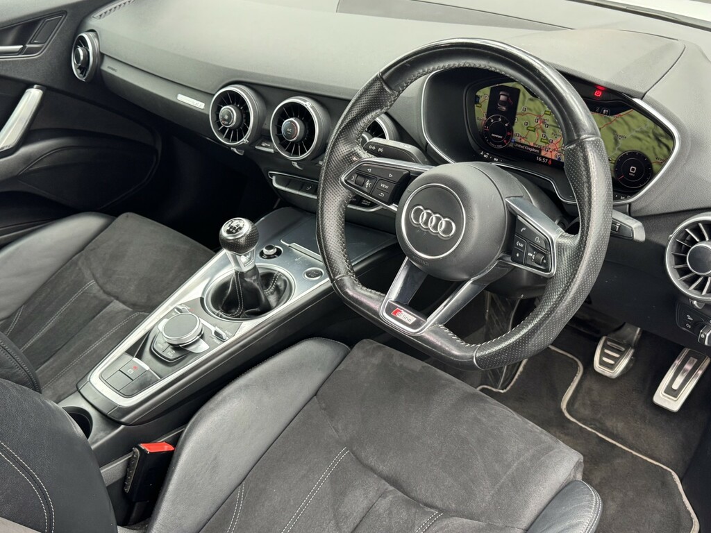 Audi TT Coupe 2.0 White #25