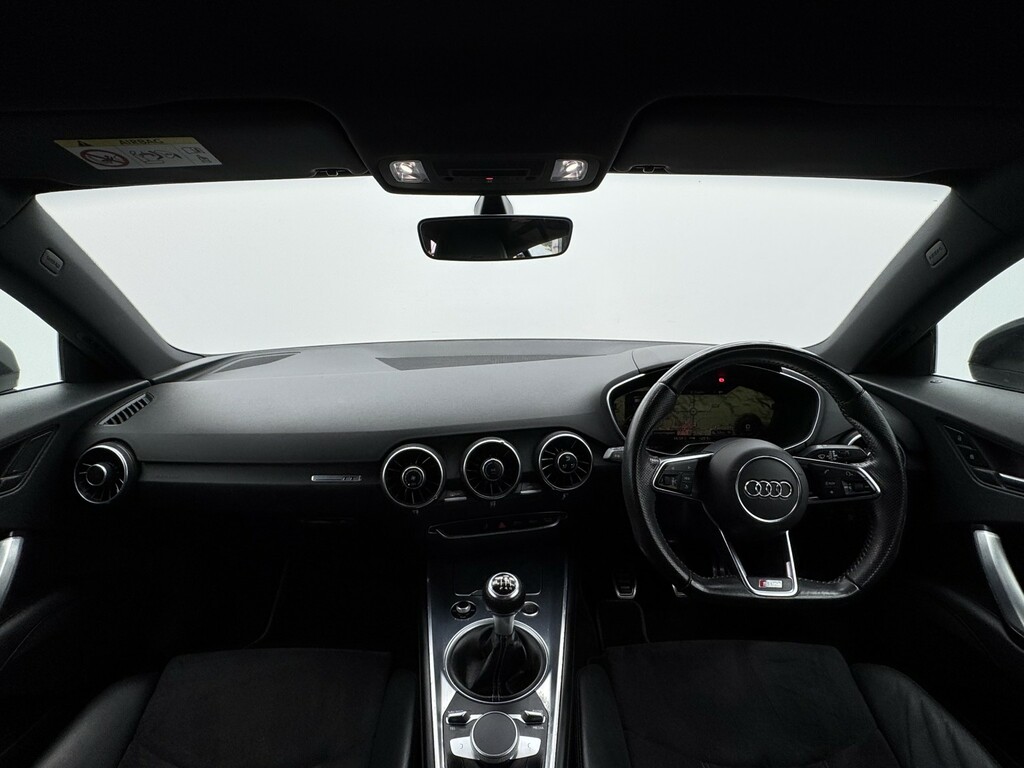 Audi TT Coupe 2.0 White #11