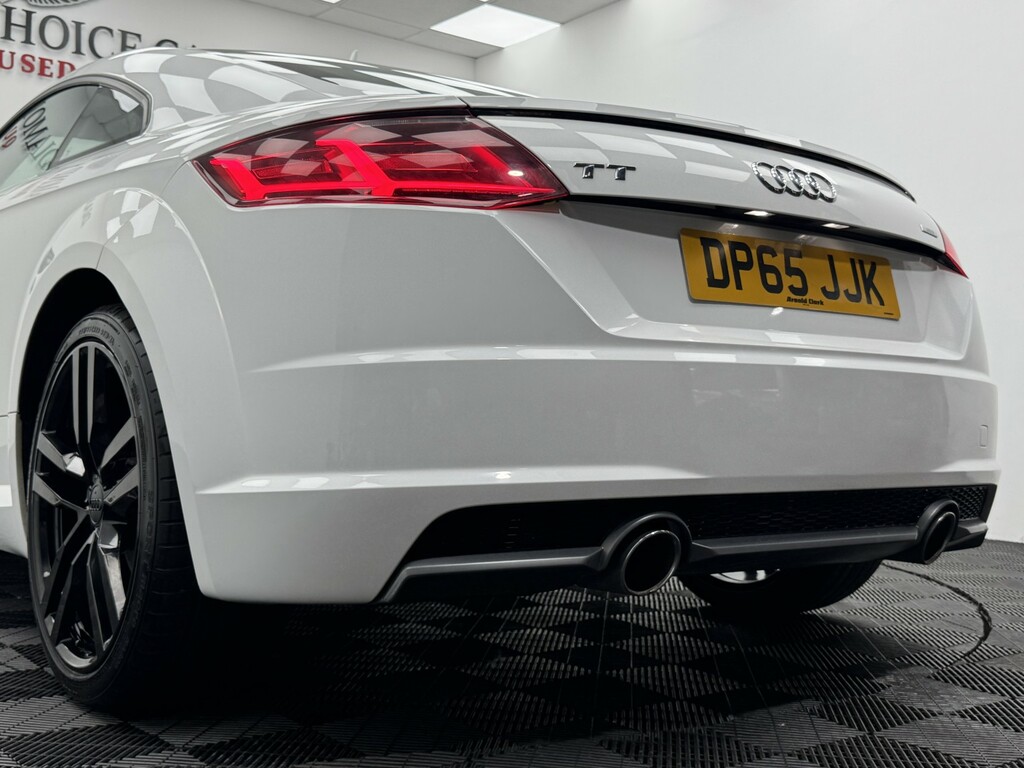 Audi TT Coupe 2.0 White #21