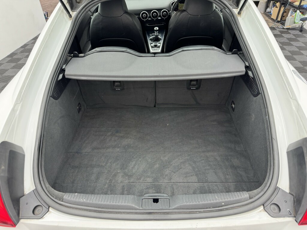 Audi TT Coupe 2.0 White #36