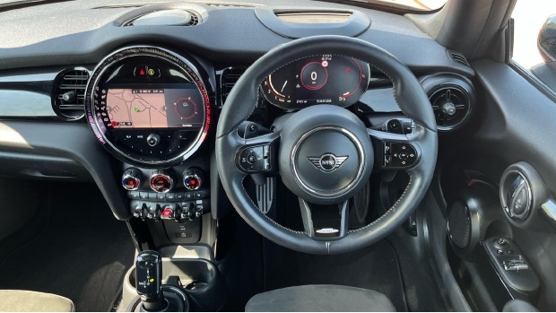 Mini Hatch John Cooper Works Steptronic Euro 6 SN23LSG Red #5