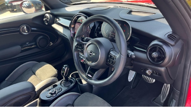Mini Hatch John Cooper Works Steptronic Euro 6 SN23LSG Red #6