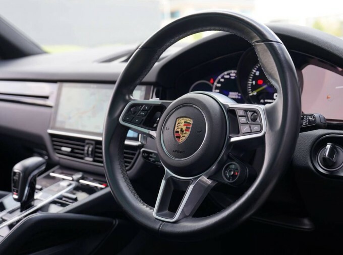 Porsche Cayenne V6 E-hybrid 17.9Kwh Tiptronics Euro 6 3.6Kw Charg Black #4