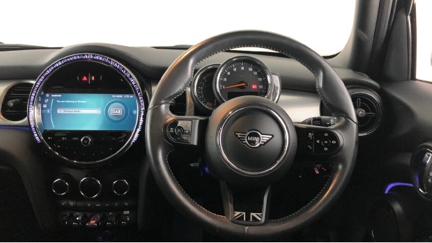 Mini Hatch Cooper Exclusive Steptronic Euro 6 LB72UDH Black #5