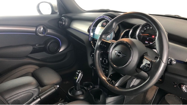 Mini Hatch Cooper Exclusive Steptronic Euro 6 LB72UDH Black #6