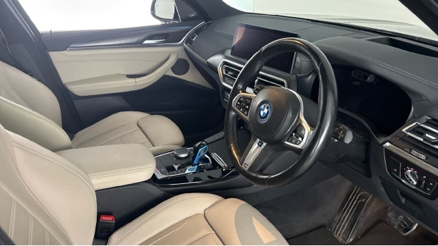 BMW iX3 80Kwh M Sport Pro OV72CKK Black #6