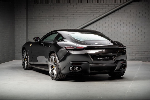 Ferrari Roma Automatic Black #8
