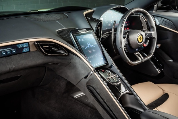 Ferrari Roma Automatic Black #43