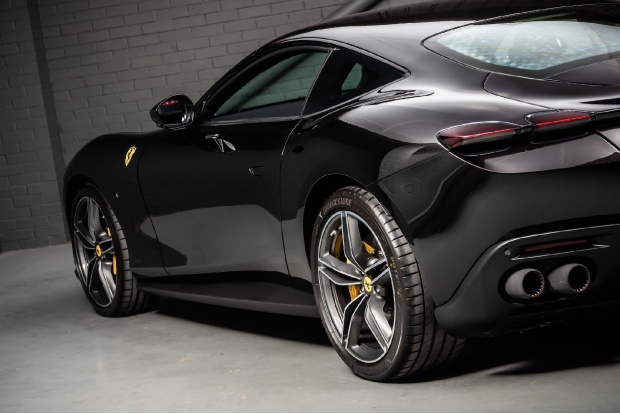 Ferrari Roma Automatic Black #24