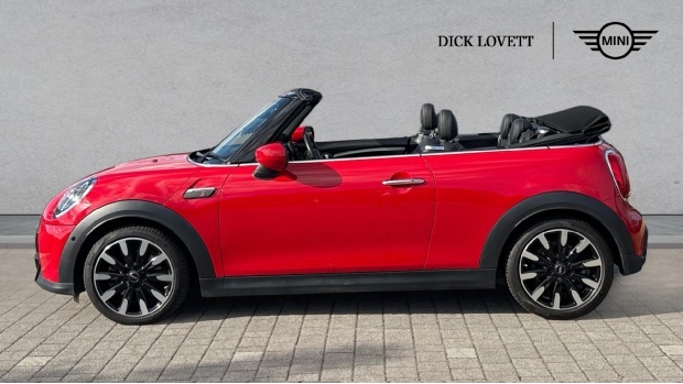 Mini Convertible 2.0 Cooper S Exclusive Steptronic Euro 6-Door Red #3