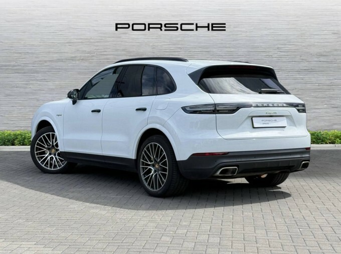 Porsche Cayenne V6 Tiptronic LOU111A White #2