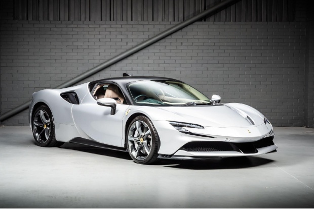 Ferrari Sf90 Stradale 4.0T V8 7.9Kwh F1 Dctwd Euro 6 2-Door  #2