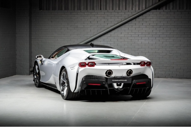 Ferrari Sf90 Stradale Stradale  #8