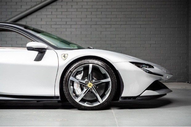 Ferrari Sf90 Stradale Stradale  #24