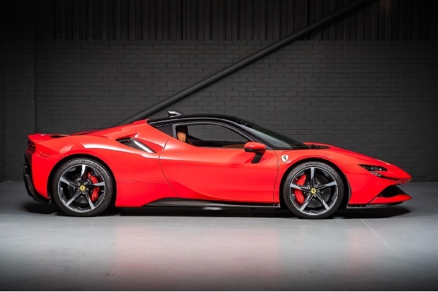 Ferrari Sf90 Stradale 4.0T V8 7.9Kwh F1 Dctwd Euro 6 2-Door Red #3