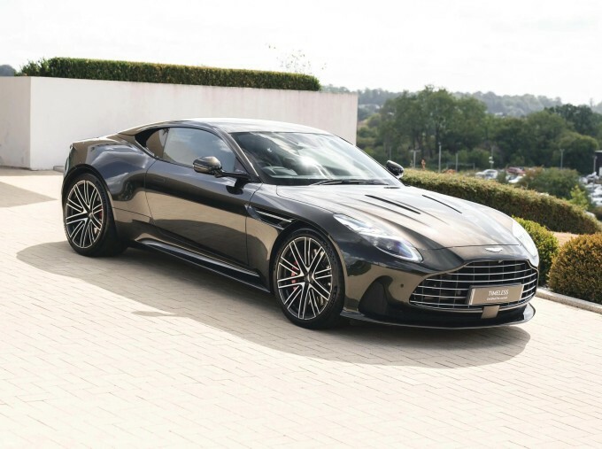 Aston Martin DB12 4.0 V8 Euro 6 2-Door Green