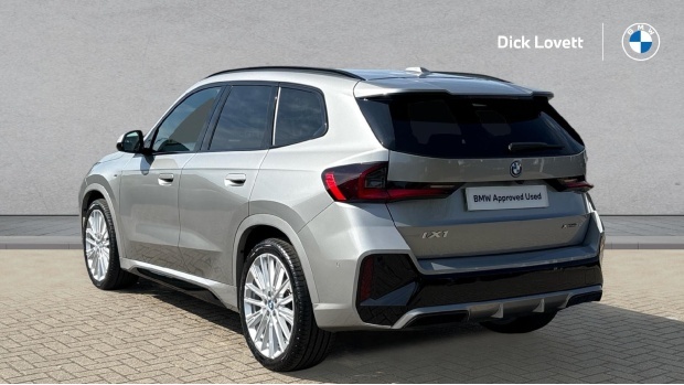 BMW iX1 30 66.5Kwh M Sport Xdrive 11Kw Charger Silver #2