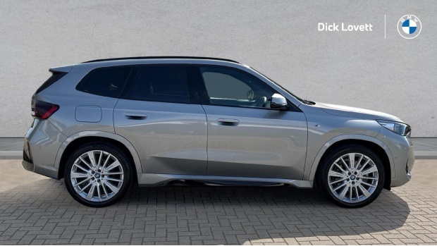 BMW iX1 30 66.5Kwh M Sport Xdrive 11Kw Charger Silver #3