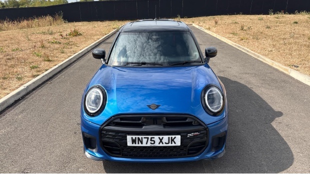 Mini Hatch J01 Mini E Green #25