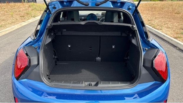 Mini Hatch J01 Mini E Green #13