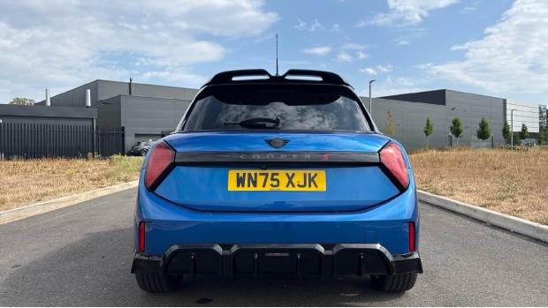 Mini Hatch J01 Mini E Green #37