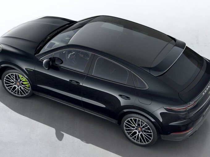 Porsche Cayenne 3.0 V6 E-hybrid 17.9Kwh Platinum Edition Tiptronic Black #4