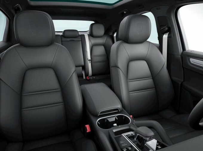 Porsche Cayenne V6 Automatic Black #7