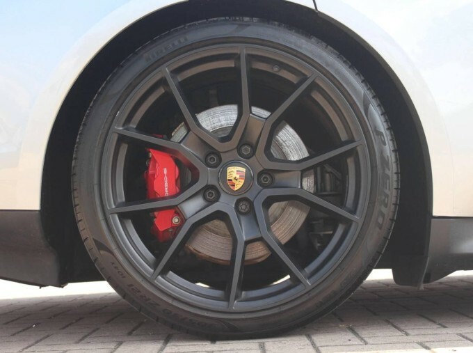 Porsche Taycan Performance Plus 93.4Kwh Gts Sport Turismo 4W Silver #5