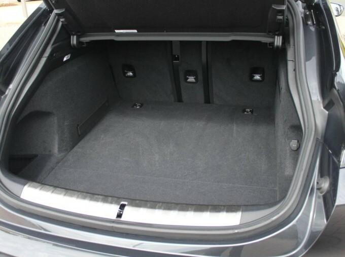 Porsche Taycan 4S #43