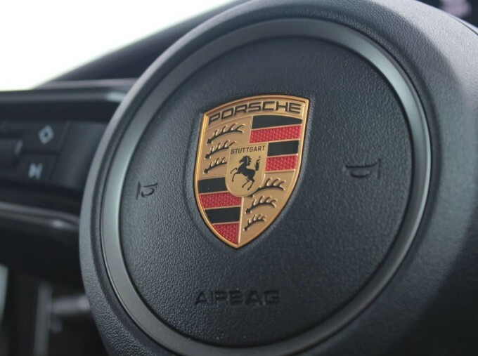Porsche Taycan 4S #45