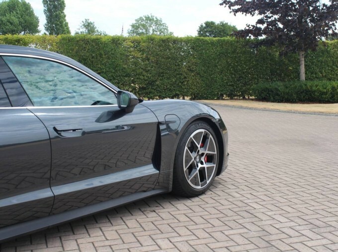 Porsche Taycan 4S #15