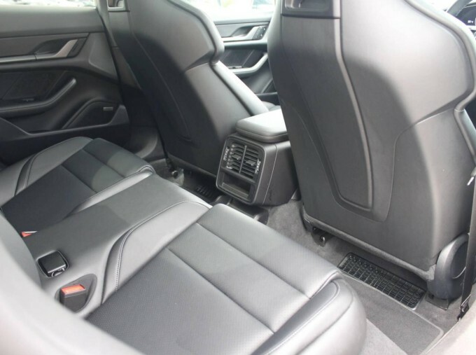 Porsche Taycan 4S #41