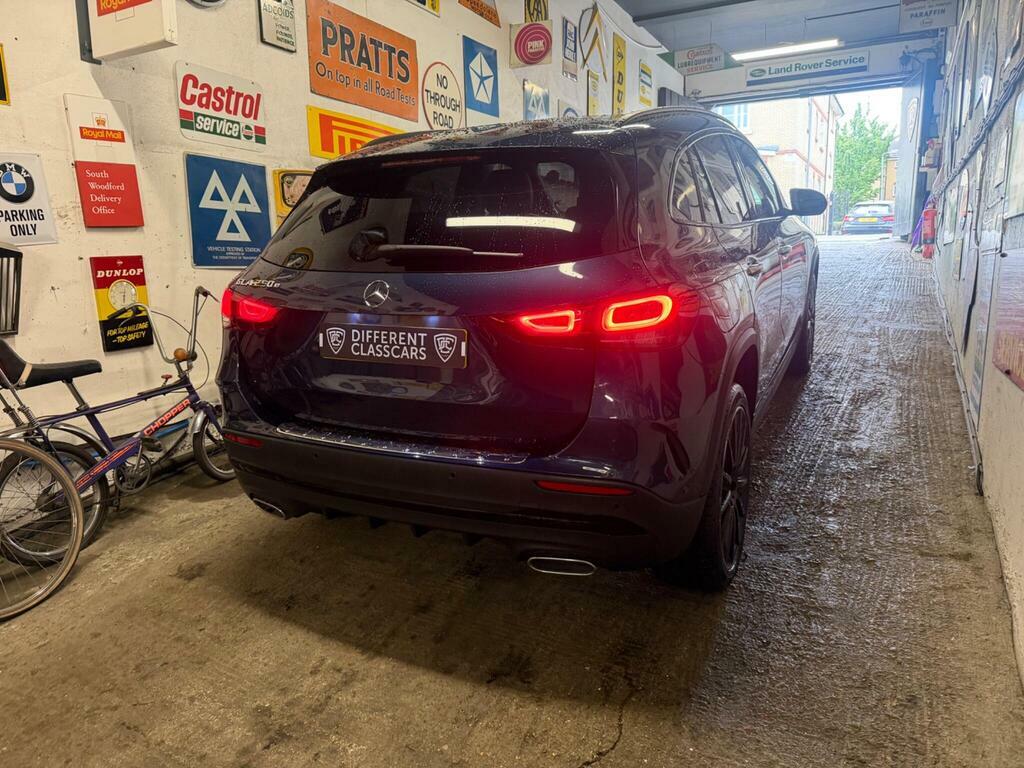Mercedes-Benz GLA Class 1.3 Gla250e 15.6Kwh Amg Line Night Edition Premiu Blue #6