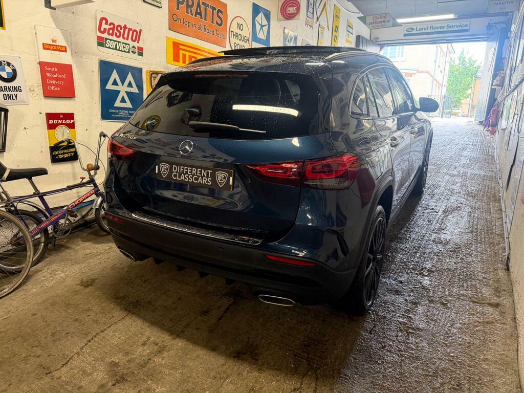 Mercedes-Benz GLA Class 1.3 Gla250e 15.6Kwh Amg Line Night Edition Premiu Blue #4