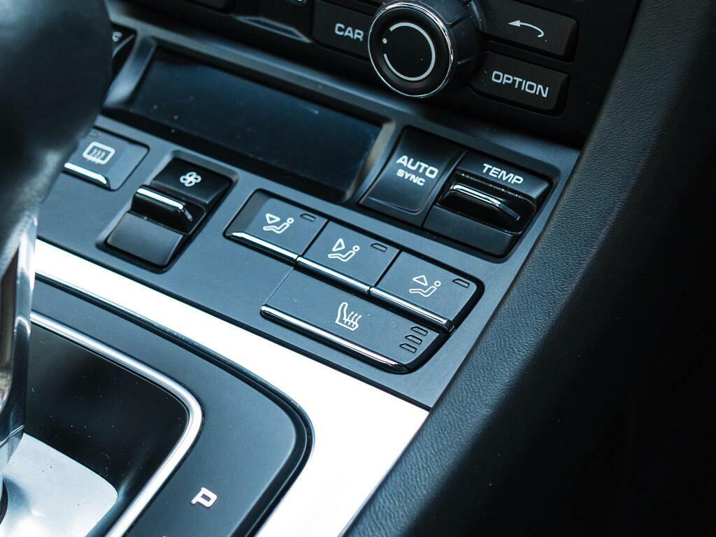 Porsche 911 Automatic White #19