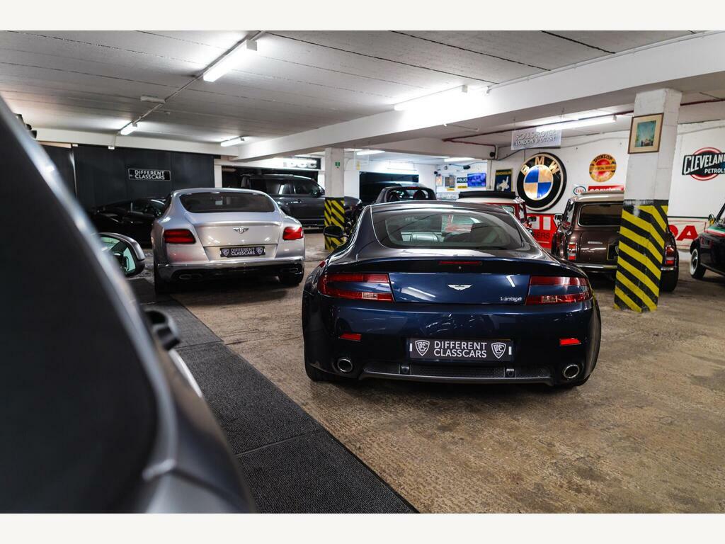 Porsche 911 Automatic White #54