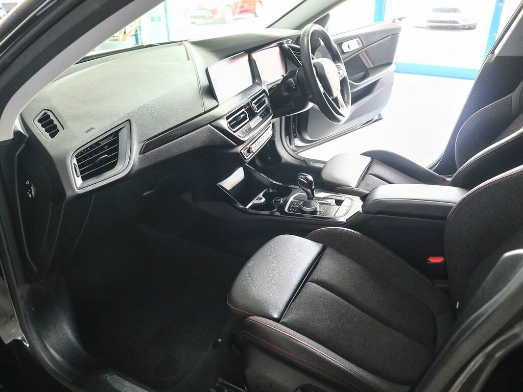 BMW 2 Series 1.5 218I Sport HK22LCU Black #4
