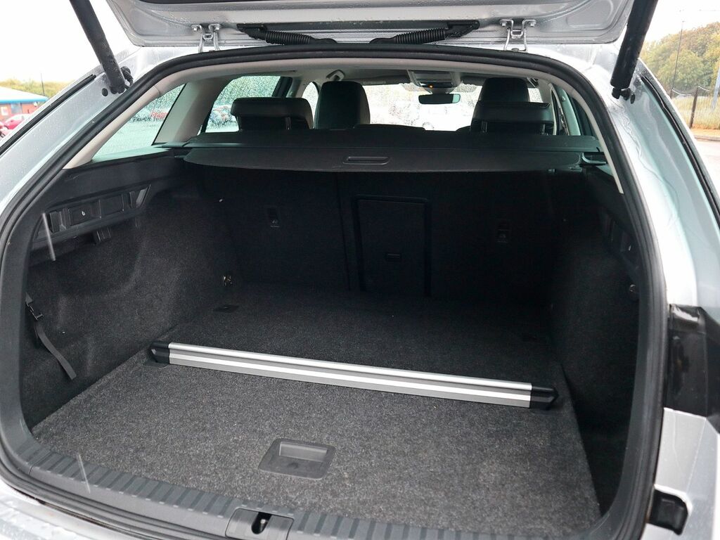 Skoda Octavia Se L Tdi Dsg SG74MVT Silver #5