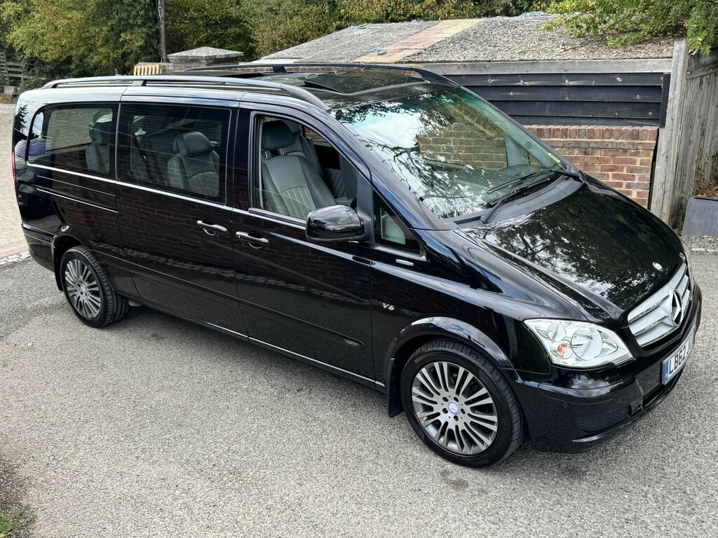 Mercedes-Benz Viano Mpv 3.0 Cdi Ambiente 201362 Black #2