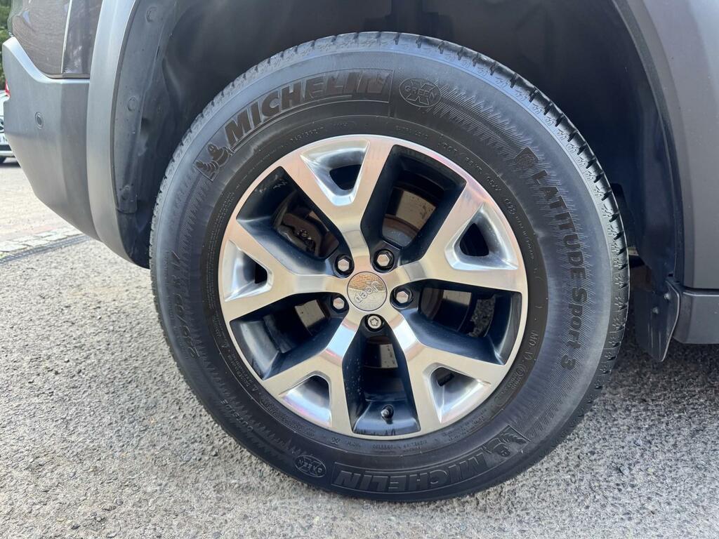 Jeep Cherokee 2.0 Crd Grey #22