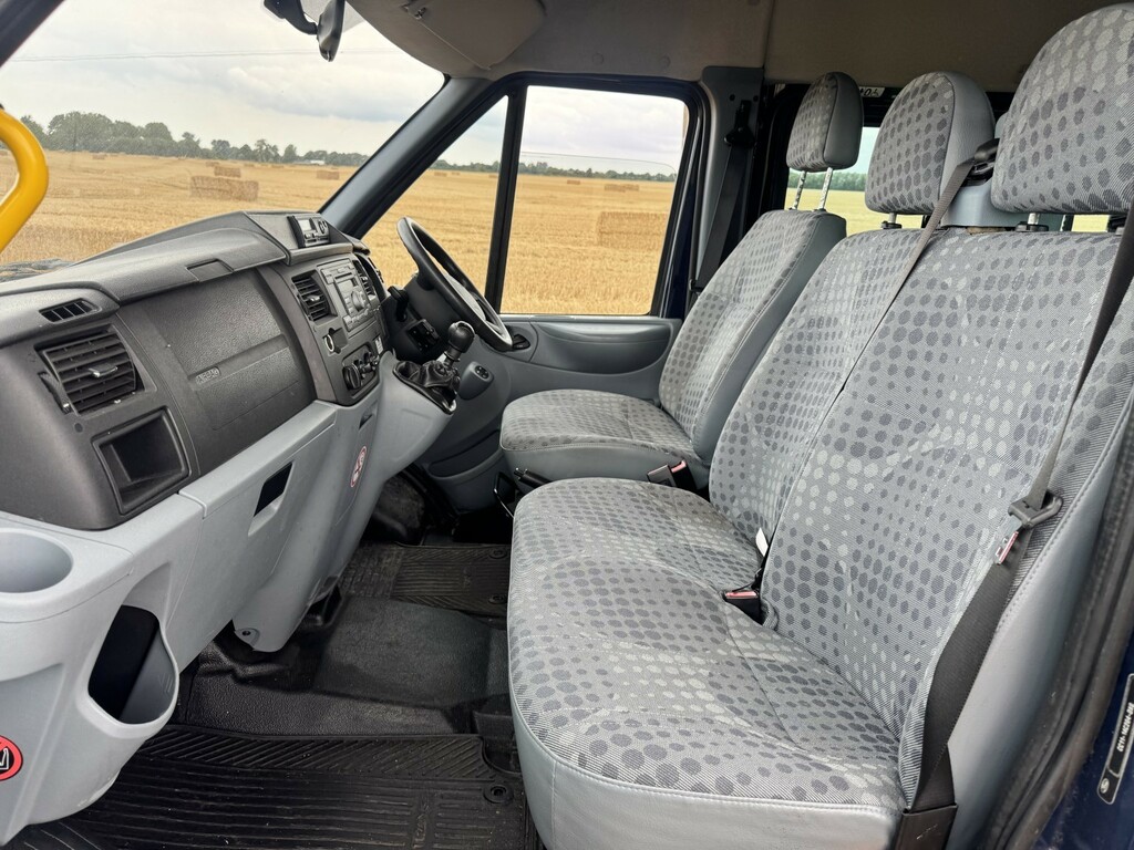 Ford Transit Custom Panel Van White #3